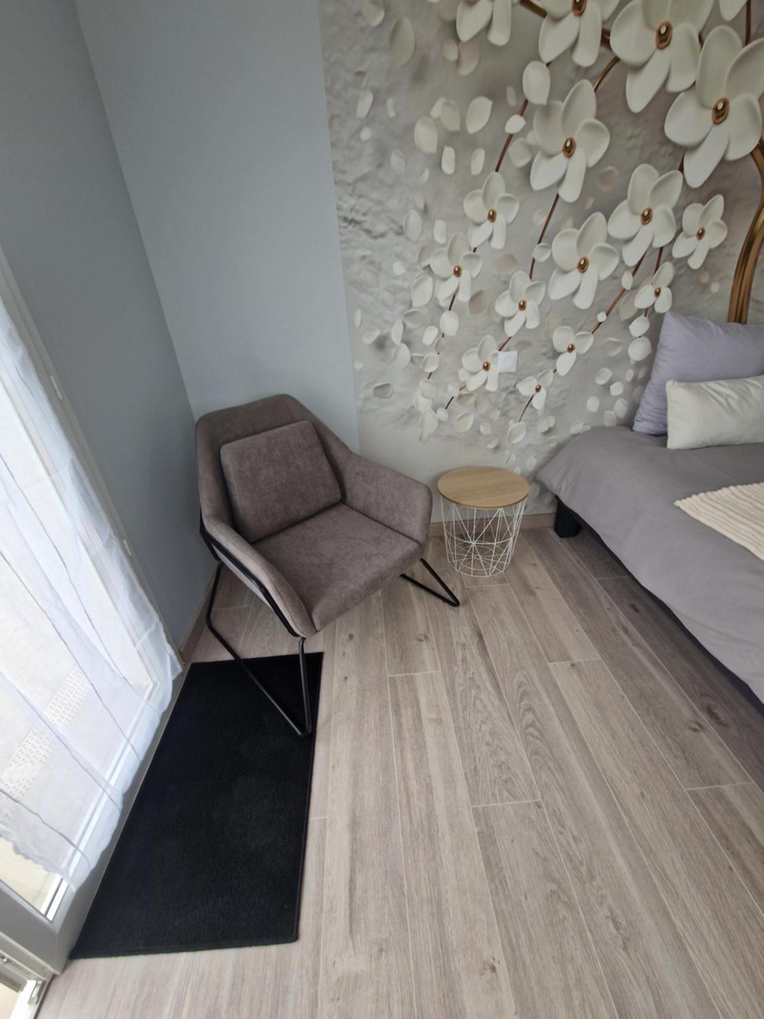 Les Restanques De Camelie Hotel Saint-Thomé Екстериор снимка